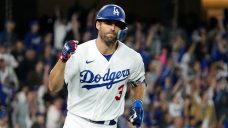 Dodgers place Chris Taylor on injured list, expect Max Muncy back vs. Rockies