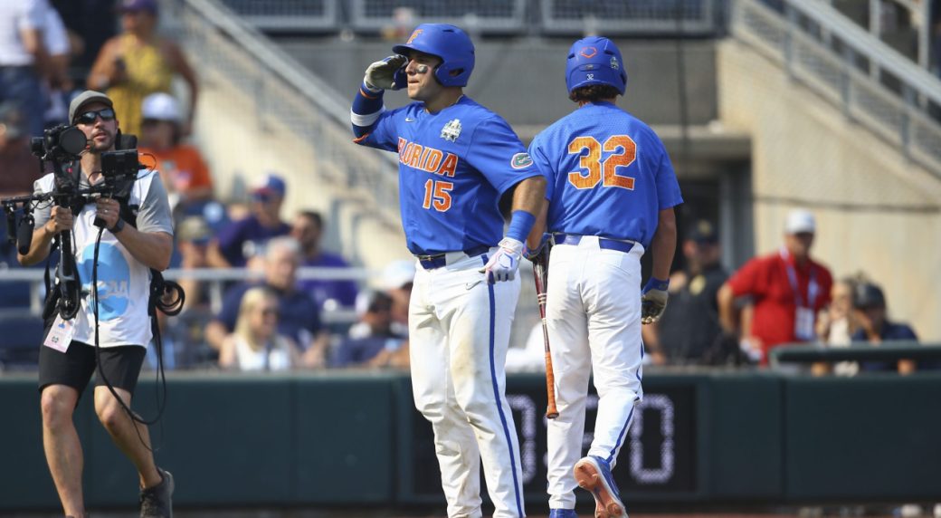 Florida sets CWS record for runs in win over LSU to force winner-take-all Game 3