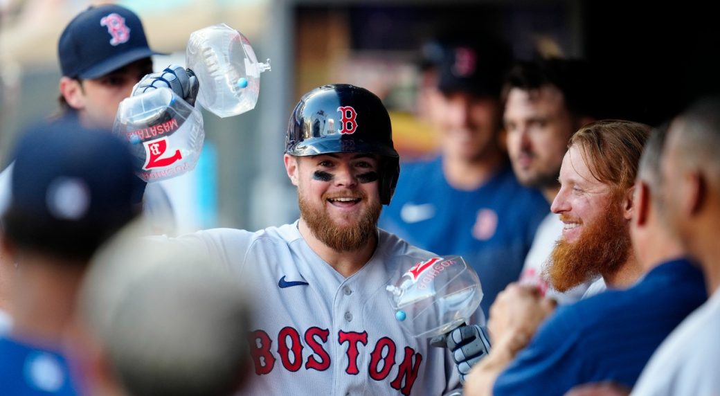 Arroyo’s five-hit night leads Red Sox to sixth consecutive win