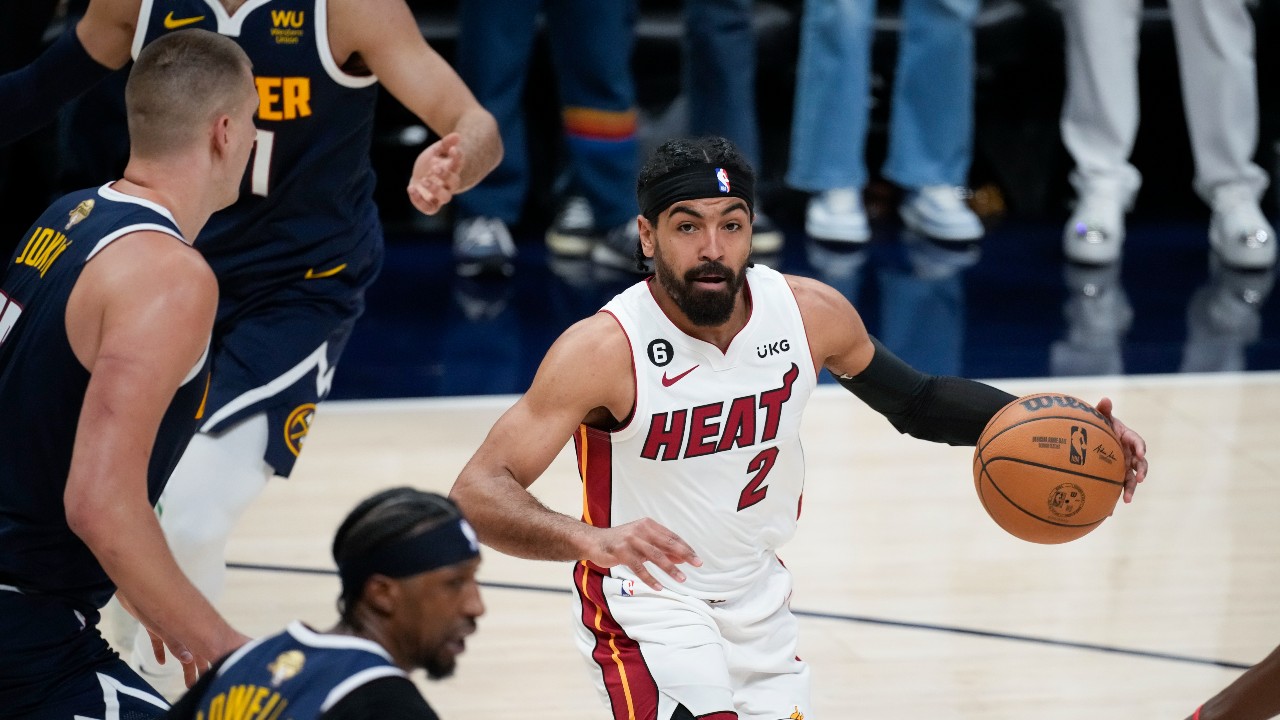 Miami Heat's fourth-quarter rally upsets Denver Nuggets in NBA