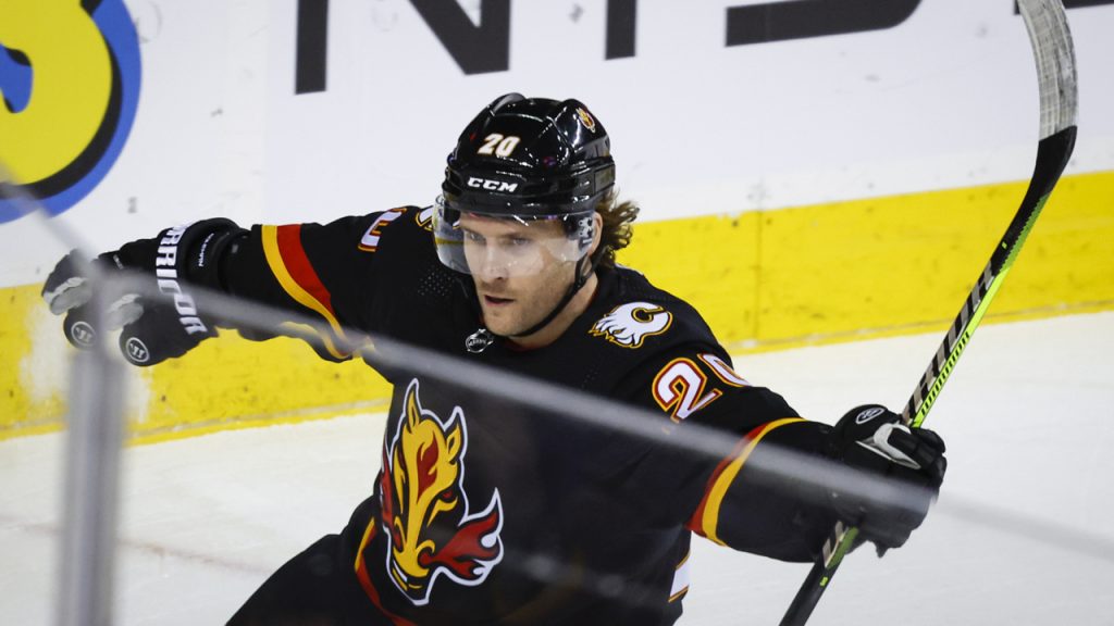 Speedy Jersey Devils give Calgary Flames fits in fourth-straight