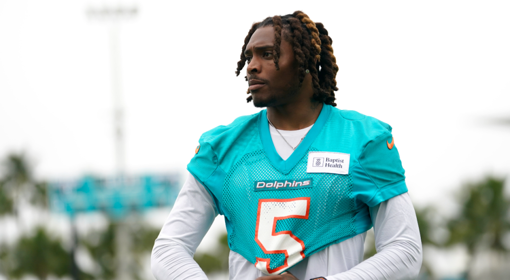 Report: Dolphins' Jalen Ramsey expected to make season debut vs. Patriots
