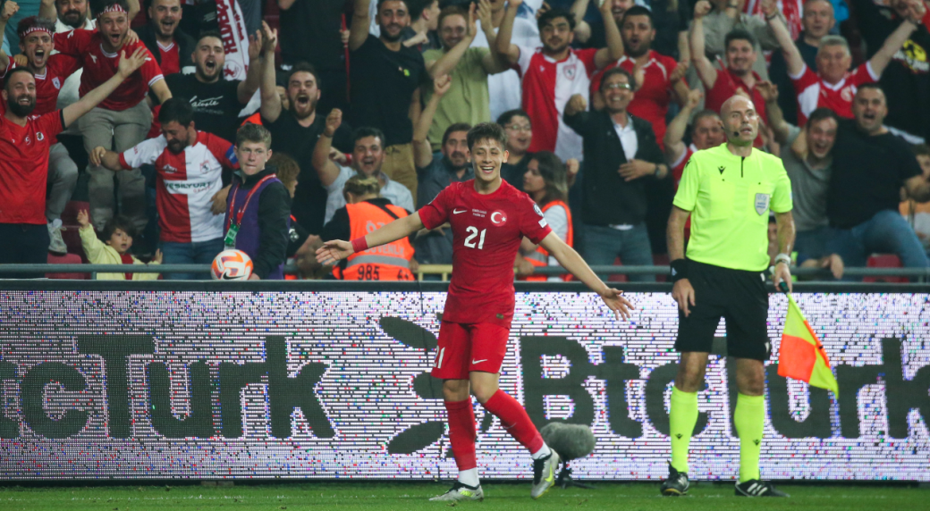 Real Madrid signs young Turkey midfielder Arda Guler