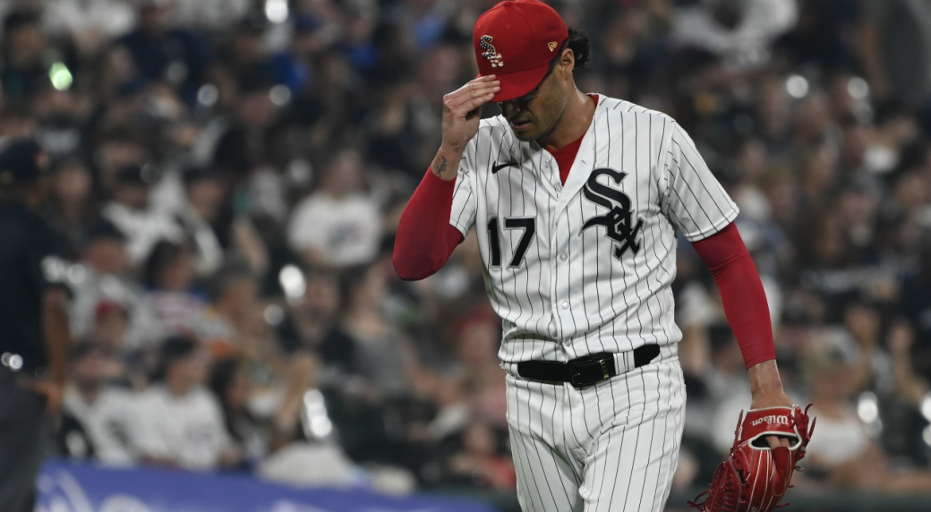 Chicago White Sox place reliever Joe Kelly on injured list with elbow inflammation
