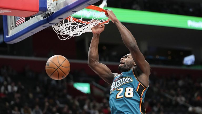 Detroit Pistons centre Isaiah Stewart (28) dunks against the Phoenix Suns in the second half of an NBA basketball game in Detroit, Saturday, Feb. 4, 2023. (Paul Sancya/AP)