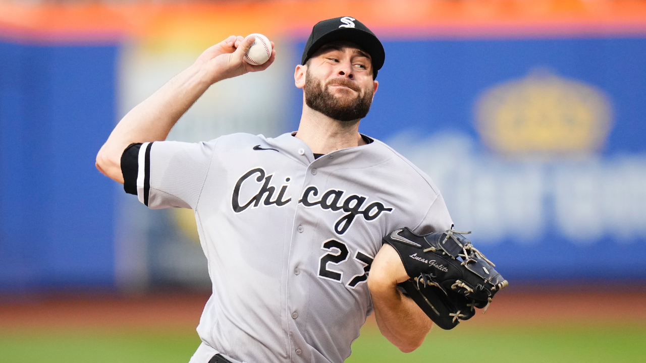 Angels acquire pitchers Lucas Giolito, Reynaldo Lopez from White Sox for  prospects