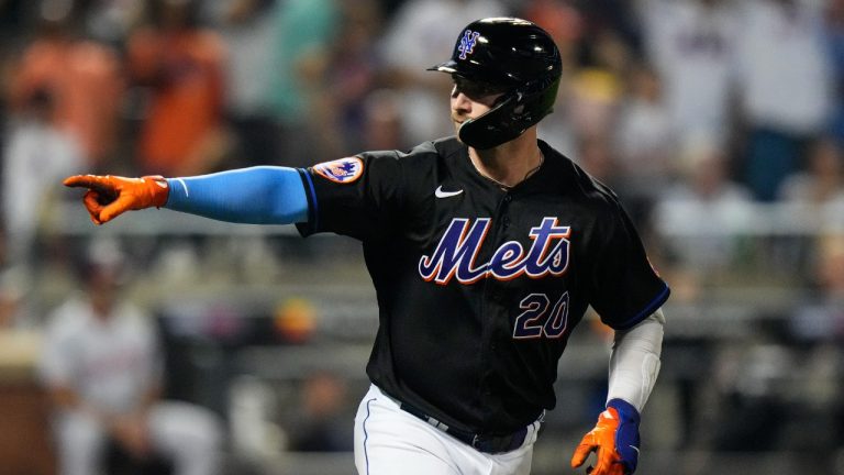 New York Mets owner Steve Cohen doesn’t anticipate resolving Pete Alonso’s future with the team until after the season. (Frank Franklin II/AP)