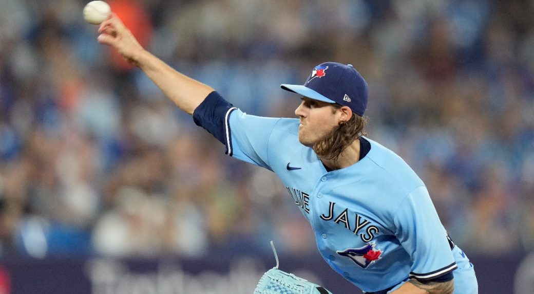 Blue Jays remain winless against Red Sox after bullpen falters in series finale