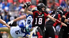 Around the CFL: Redblacks QB Dustin Crum just keeps beating the odds