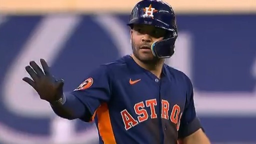 Astros' Jose Altuve Applauded by MLB Fans After Hitting 1st Career Cycle  vs. Red Sox, News, Scores, Highlights, Stats, and Rumors
