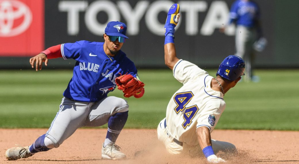 MLB Playoff Push: Can Blue Jays hold off the surging Mariners?