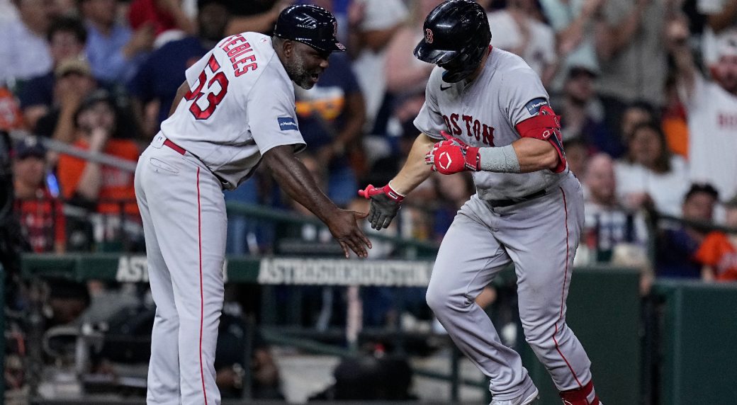 Adam Duvall’s homer lifts Red Sox over Astros as Boston gains ground on Toronto