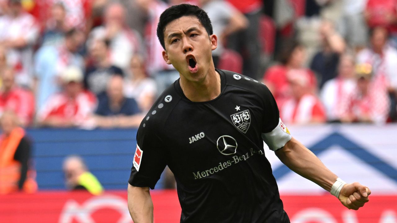 Liverpool signs Japan midfielder Wataru Endo from Stuttgart