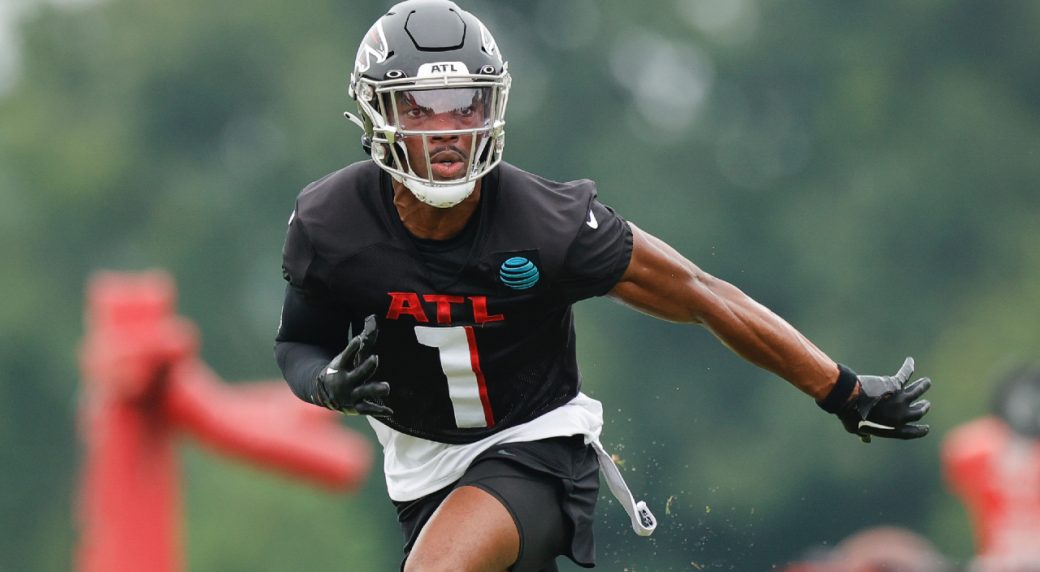 Falcons cornerback Jeff Okudah carted off practice field with ankle injury