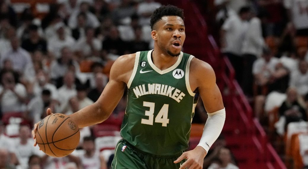 Report: Bucks' Giannis Antetokounmpo doubtful for Game 1 vs. Pacers