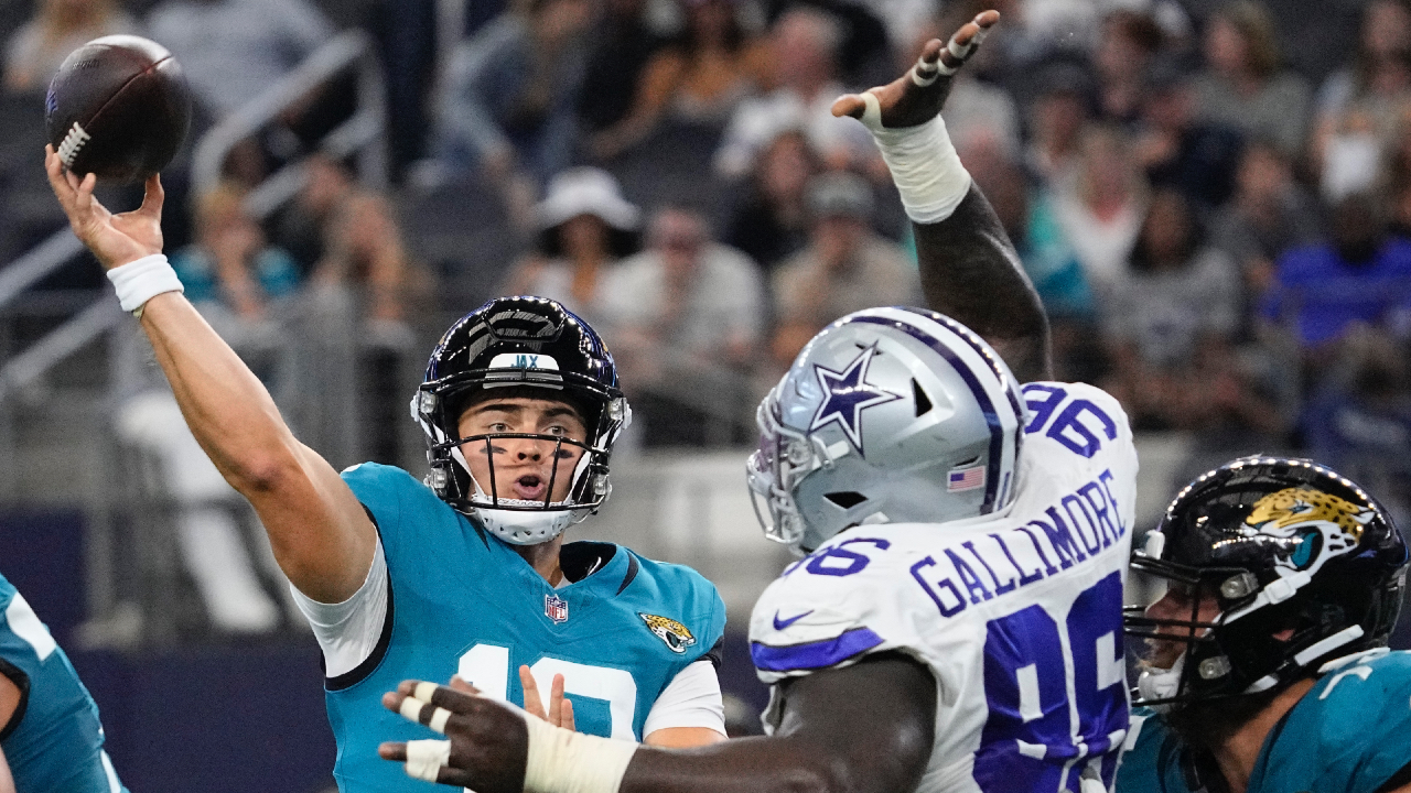 Douglas Rourke Canadian Canadian QB Rourke puts on show in pre-season debut, leads Jaguars past ...