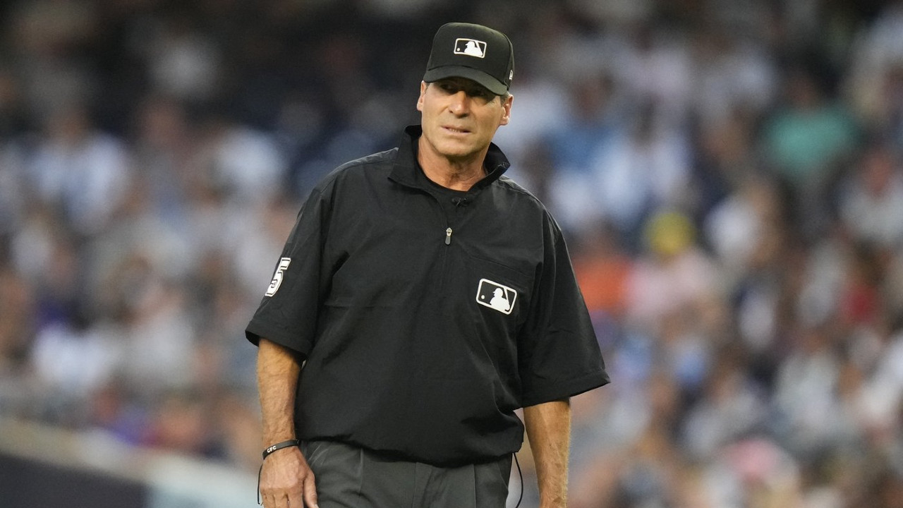 Umpire Angel Hernandez sees appeals court refuse to reinstate