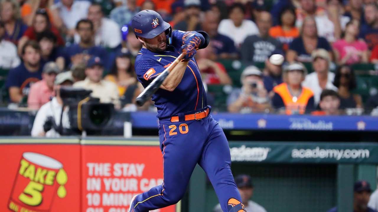 Houston Astros on X: Get to know the guys on the 40-man roster! After  making the playoff-roster in 2020, Chas McCormick spent some time this  off-season playing winter ball in the DR