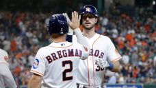 Verlander, Tucker lead Astros to second win in a row vs. Red Sox