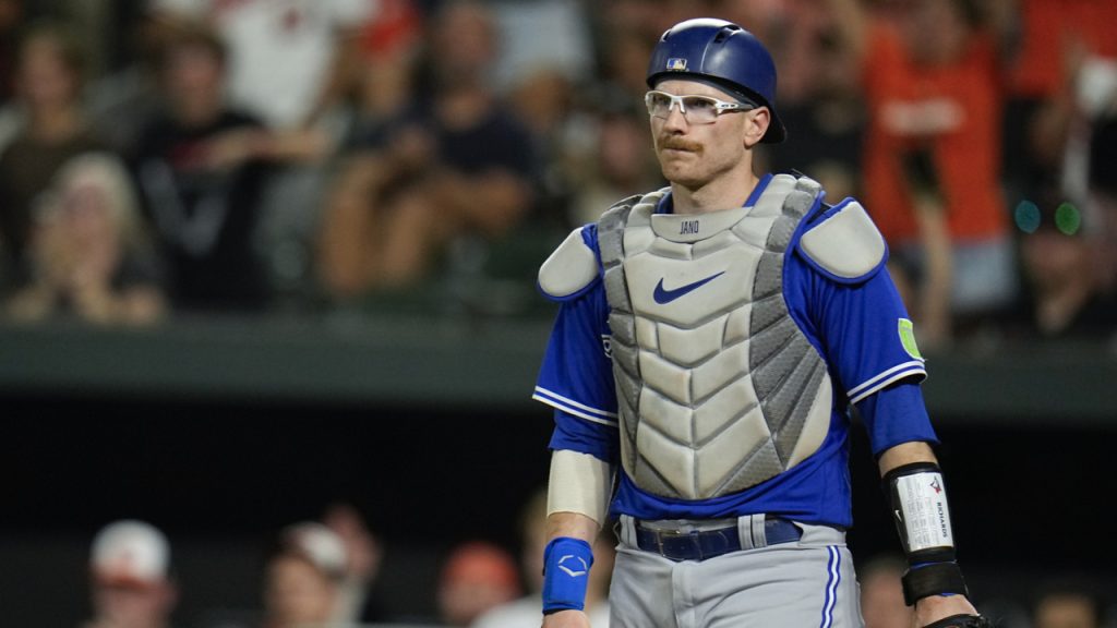 Toronto catcher Danny Jansen suffers a fractured right middle finger in the  Blue Jays' 13-9 win
