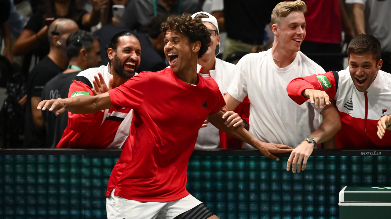 Canada downs Sweden in Davis Cup to stay undefeated