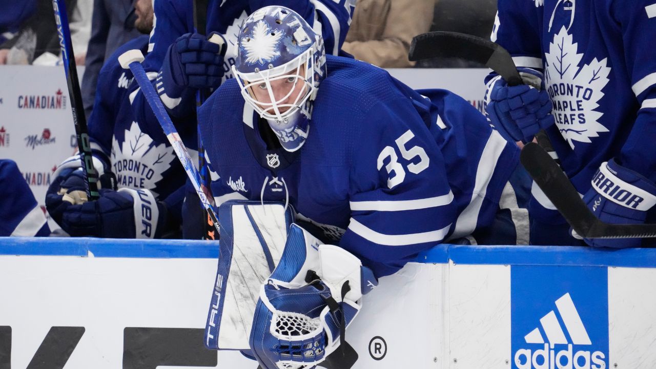 Leafs Goalies, Players Preview St. Pats Gear – SportsLogos.Net News