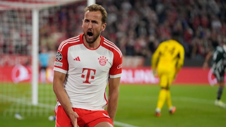 Bayern's Harry Kane celebrates after scoring his side's third goal from a penalty kick during the Champions League group A soccer match between Bayern Munich and Manchester United at the Allianz Arena stadium in Munich, Germany, Wednesday, Sept. 20, 2023. (Matthias Schrader/AP Photo)