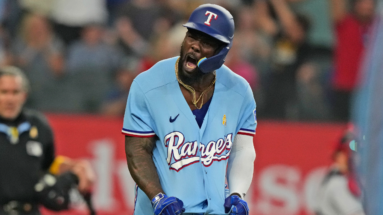 AL roundup: Rangers down Mariners, add ground over Angels