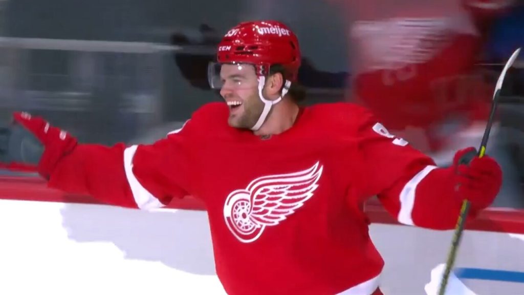 5 best NHL schedule release videos, from Red Wings' Wes Anderson
