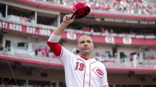Joey Votto ejected after first inning of potential final game with Reds