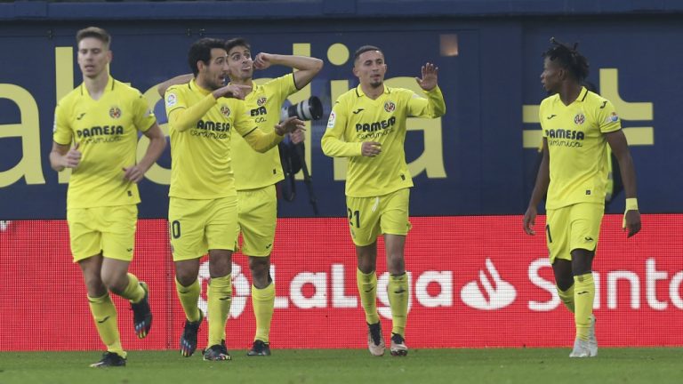 Villarreal's Gerard Moreno, centre, reacts after scoring a penalty, his side's second goal, during the Spanish La Liga soccer match between Villareal and Real Madrid at Estadio De La Ceramica in Villareal, eastern Spain, Saturday, Jan. 7, 2023. (Alberto Saiz/AP)