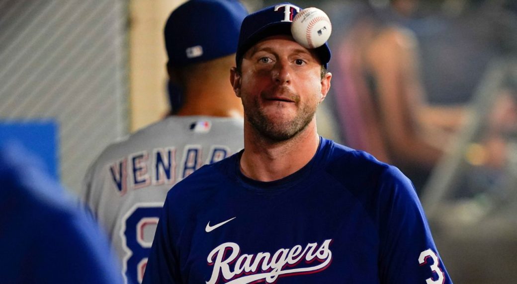 Rangers' Scherzer throws live batting practice, could be in play for ALDS