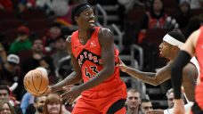 Raptors edge Bulls to stay unbeaten in pre-season