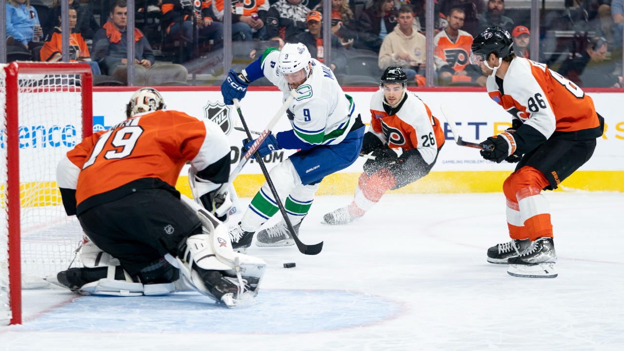 Couturier scores on penalty shot, Flyers shut out Canucks
