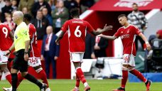 Dominguez’s debut goal earns 10-man Nottingham Forest against Brentford