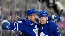 Matthews notches hat trick, Maple Leafs beat Canadiens in shootout
