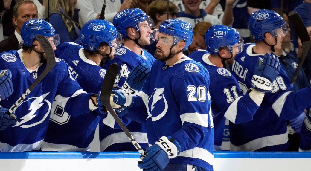 Tampa Bay Lightning Defeat Nashville Predators 53 in NHL Season Opener