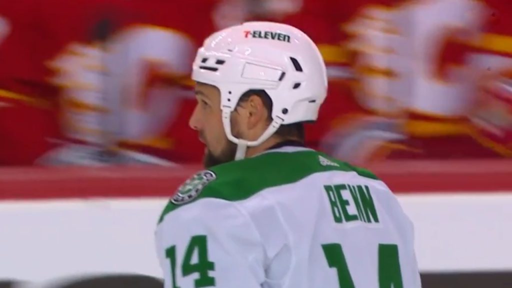 Stars’ Hintz and Benn take advantage of Flames miscue to connect for