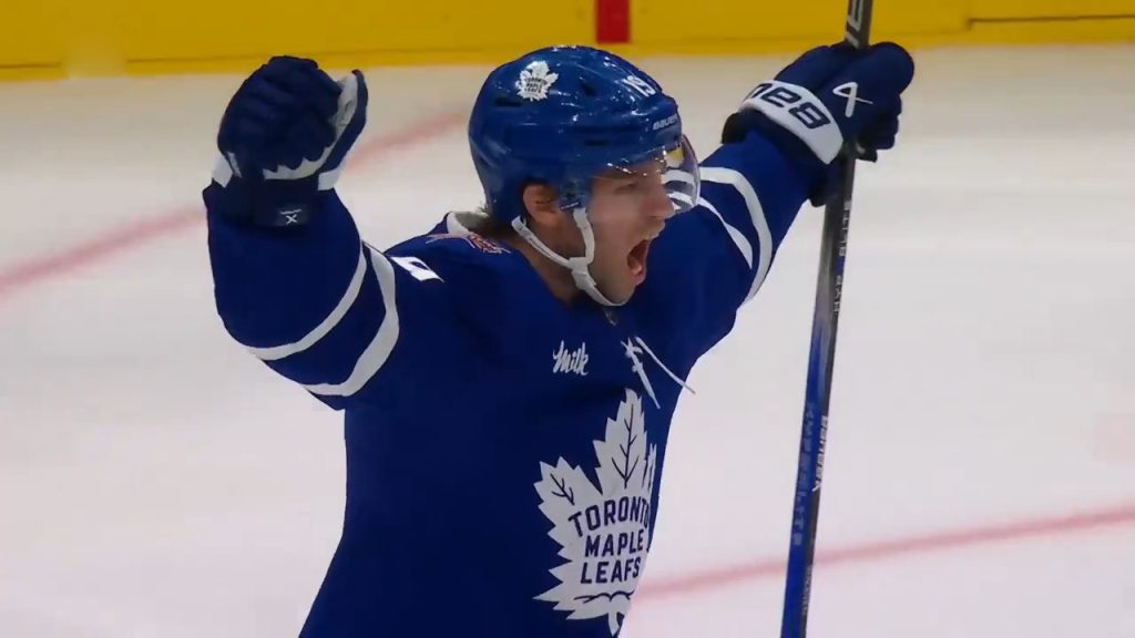 WATCH: Marner hits 30-goal plateau for first time in NHL, scores