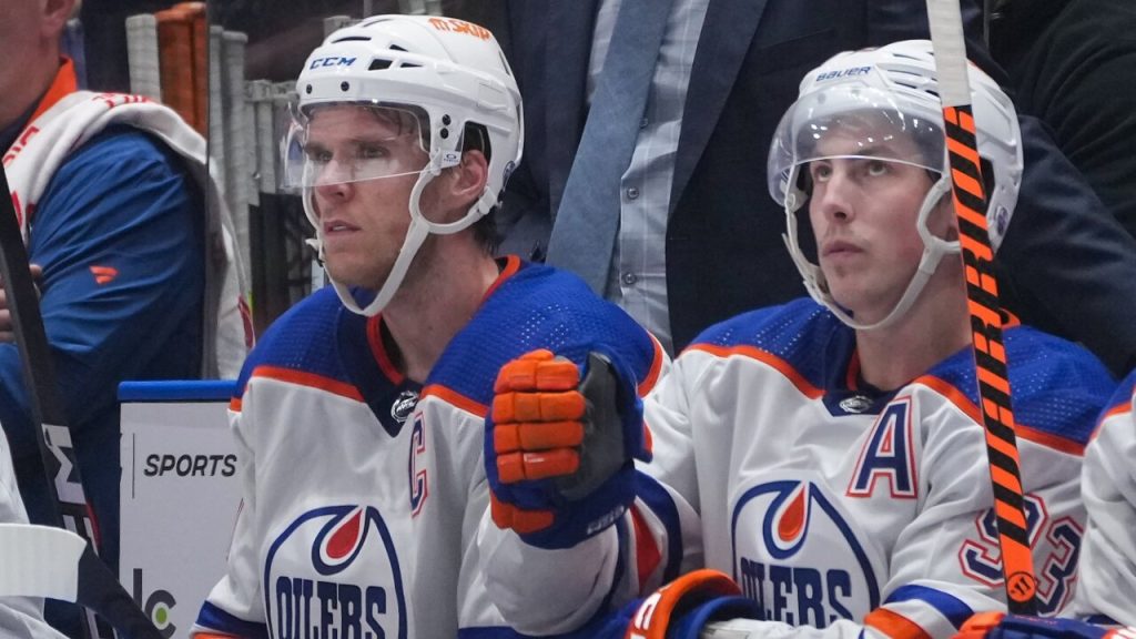 Breaking down 3 NHL trends: The Oilers' turnaround, Canucks