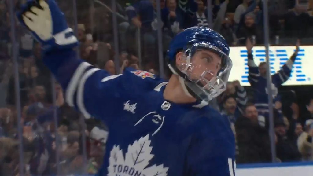 WATCH: Marner hits 30-goal plateau for first time in NHL, scores