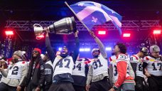 Alouettes fans turn up in numbers for Grey Cup parade in downtown Montreal