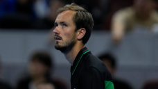 Medvedev booed by Paris crowd in loss to Dimitrov; Canada’s Auger-Aliassime also loses