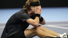 Rublev bloodies himself with racket during loss to Alcaraz at ATP Finals
