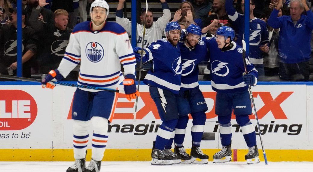 Oilers' stars, defence fail to step up in loss to Lightning
