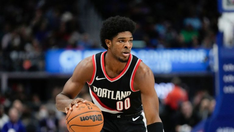 Portland Trail Blazers guard Scoot Henderson plays against the Detroit Pistons in the first half of an NBA basketball game in Detroit, Wednesday, Nov. 1, 2023. (Paul Sancya/AP Photo)