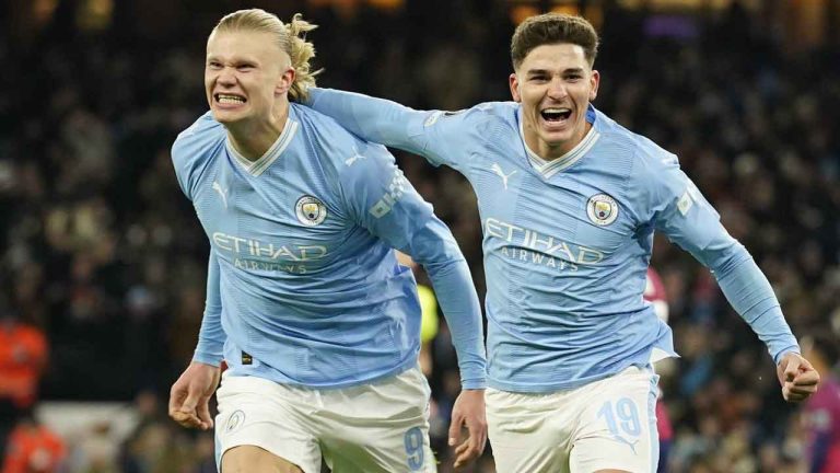 The FA Cup kicks off its third round this week, where Manchester City begins its quest to repeat the title. (AP/Dave Thompson)