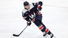 Capitals’ Oshie wears neck guard during game vs. Islanders