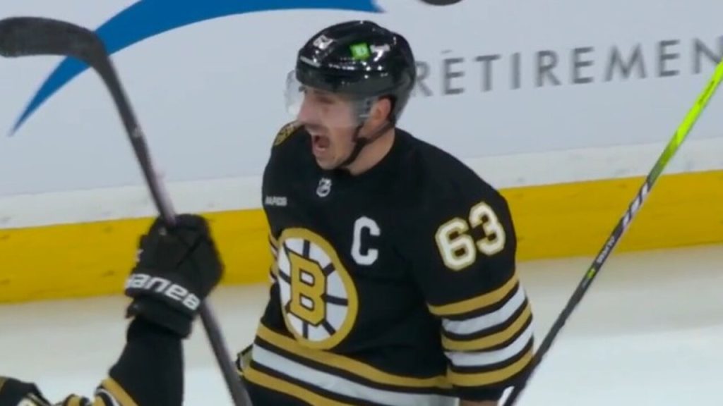 Bruins’ Brad Marchand records natural hat trick vs. Blue Jackets BVM