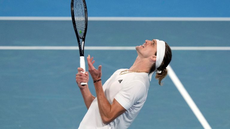 Germany's Alexander Zverev looks up after playing a shot to Italy's Lorenzo Sonego during the United Cup tennis tournament in Sydney, Saturday, Dec. 30, 2023. (Rick Rycroft/AP)